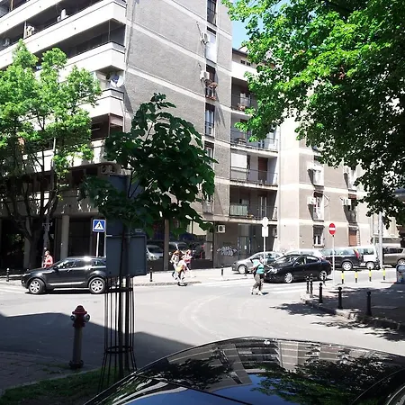 Downtown - Cherry Апартаменты Белград